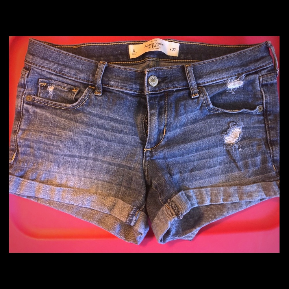 SOLD Abercrombie & Fitch denim shorts